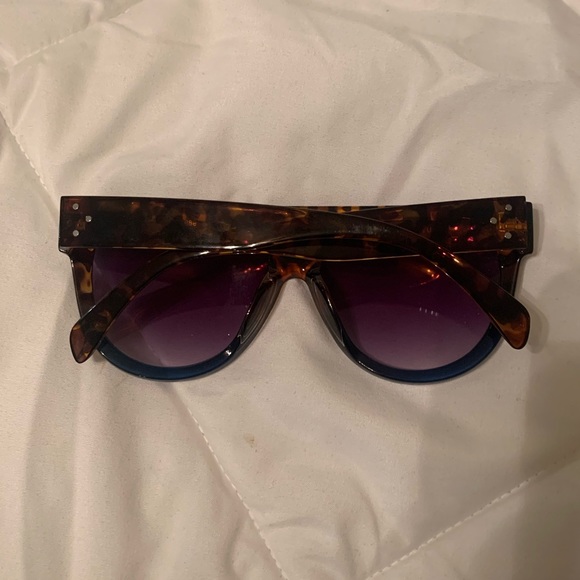 Flat sunglasses with leopard print fading to blue - Picture 3 of 4